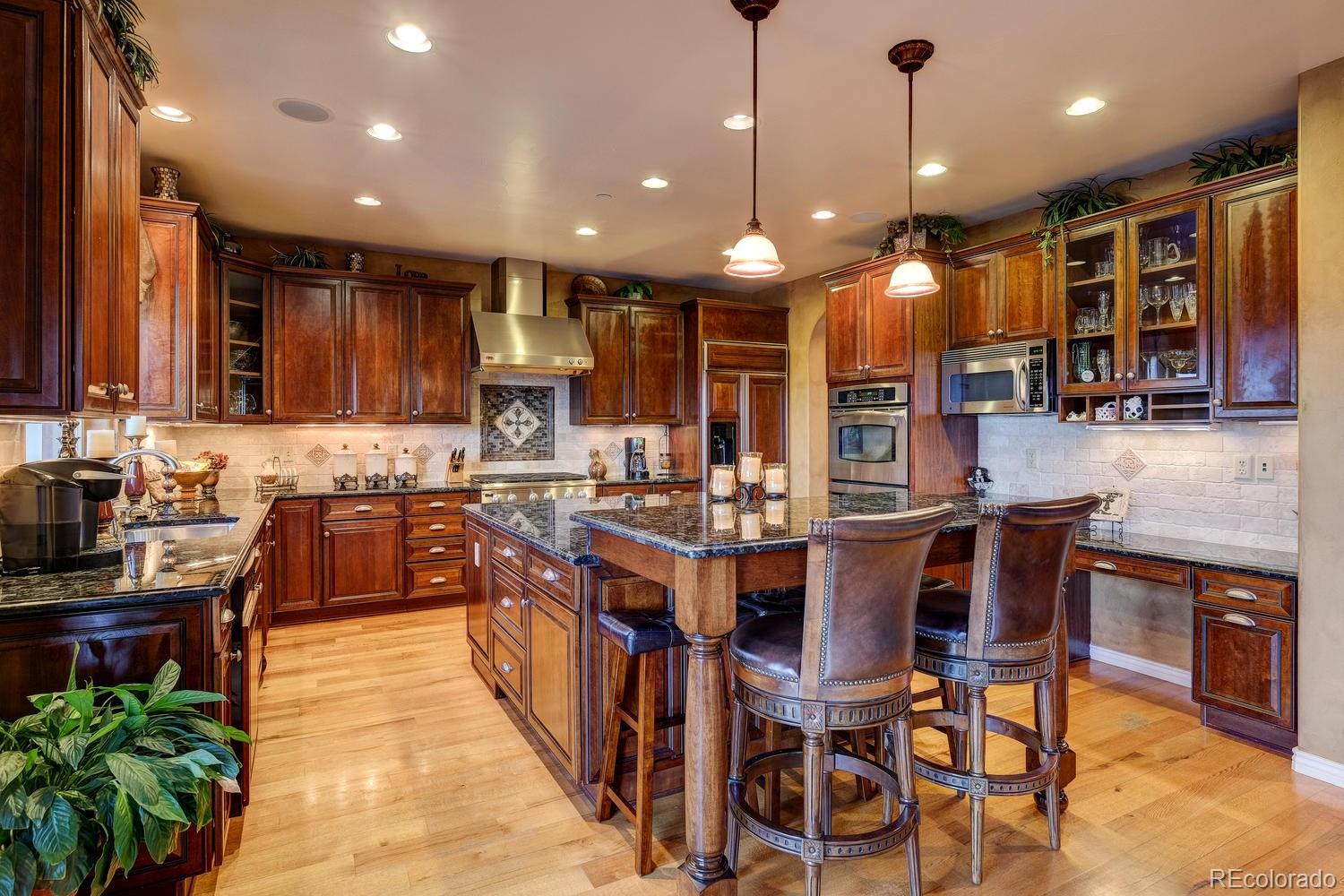 1196 Buffalo Ridge Road Castle Pines, CO 80108 - Photo 14 of 32 Gallery Image 14