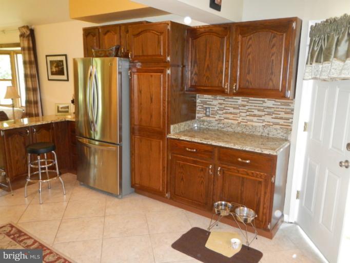 6407 Ronson Court Alexandria, VA 22310 - Photo 12 of 30 Kitchen