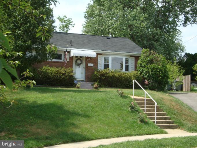 6407 Ronson Court Alexandria, VA 22310 - Photo 26 of 30 Exterior (Front)