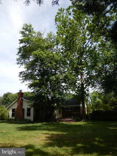 6407 Ronson Court Alexandria, VA 22310 - Photo 27 of 30 Exterior (General)