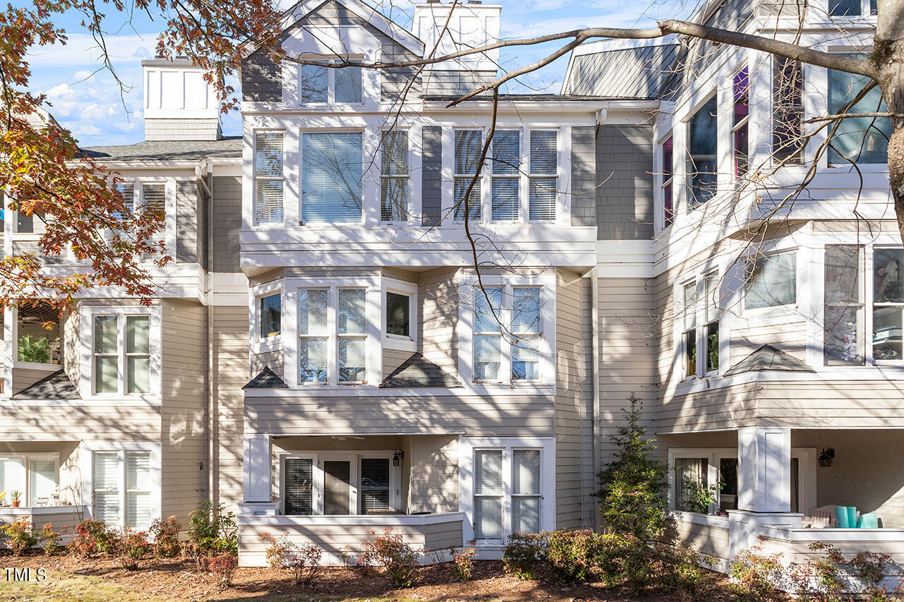 1000 Brighthurst Drive, Unit 302 Raleigh, NC 27605 - Photo 1 of 35 1000 Brighthurst Unit 302