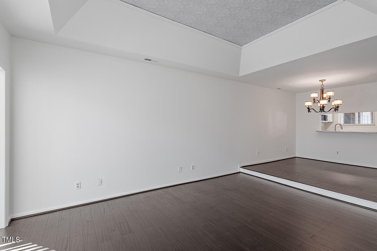 1000 Brighthurst Drive, Unit 302 Raleigh, NC 27605 - Photo 18 of 35 1000 Brighthurst Unit 302
