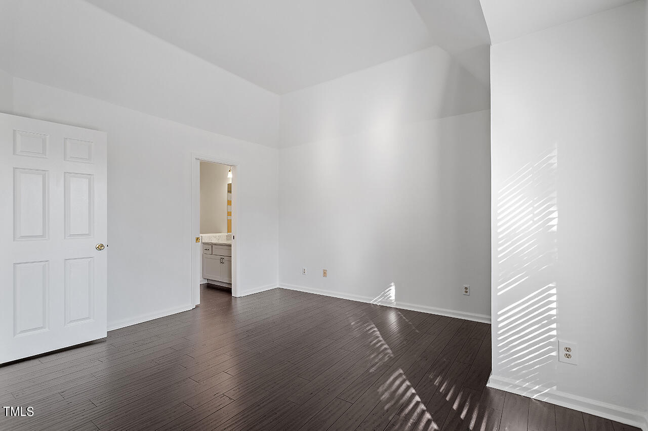 1000 Brighthurst Drive, Unit 302 Raleigh, NC 27605 - Photo 22 of 35 1000 Brighthurst Unit 302