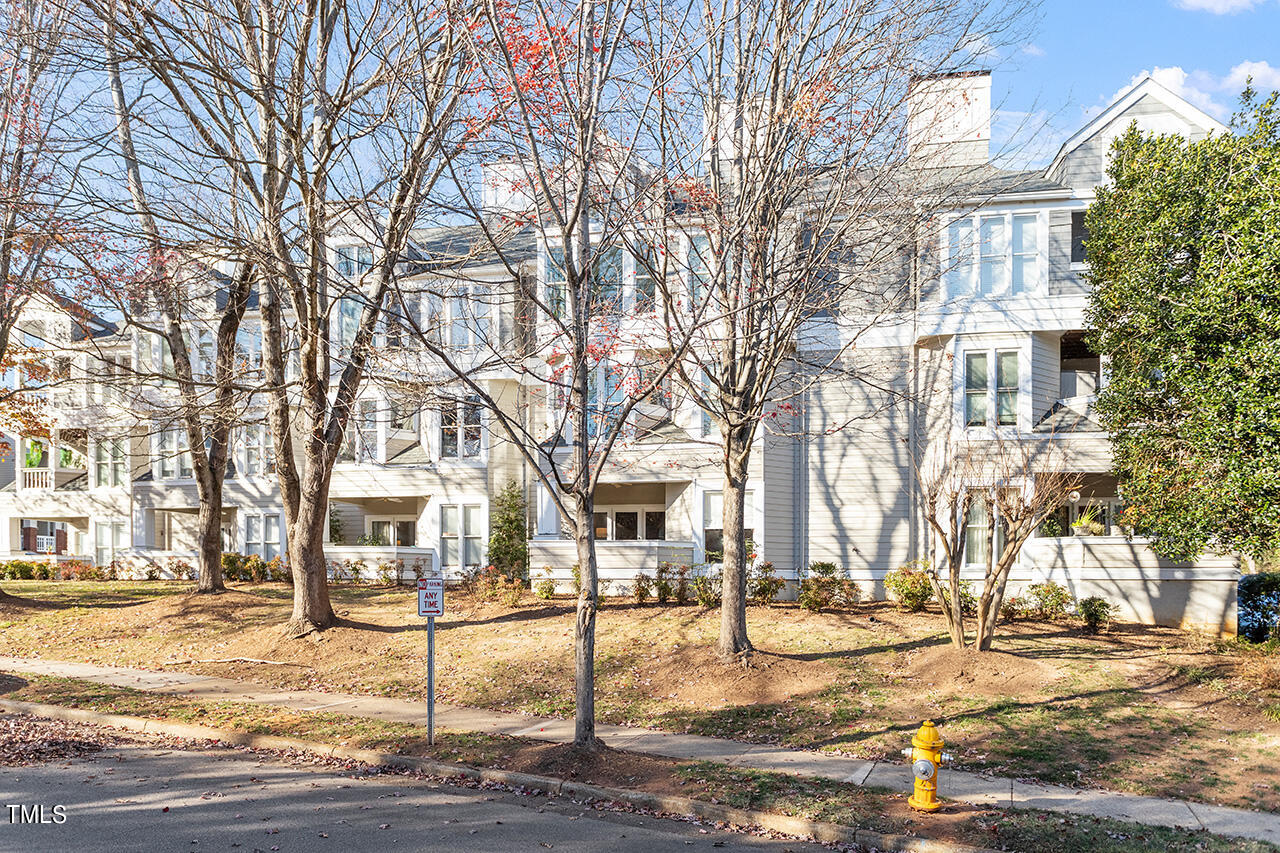 1000 Brighthurst Drive, Unit 302 Raleigh, NC 27605 - Photo 33 of 35 1000 Brighthurst Unit 302