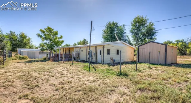 $249,000 | 1006 I Street, Penrose, CO 81240