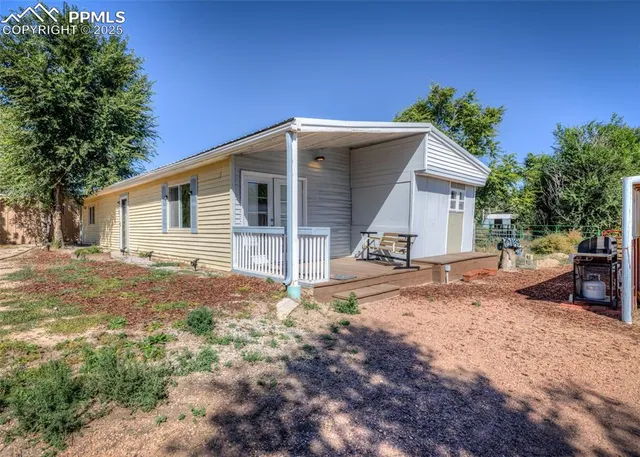 $249,000 | 1006 I Street, Penrose, CO 81240