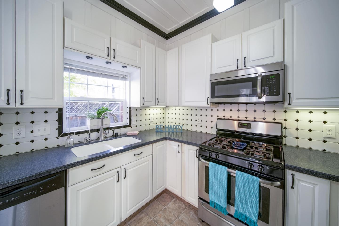 11847 Foothill Road Sunol, CA 94586 - Photo 15 of 38 Gallery Image 15