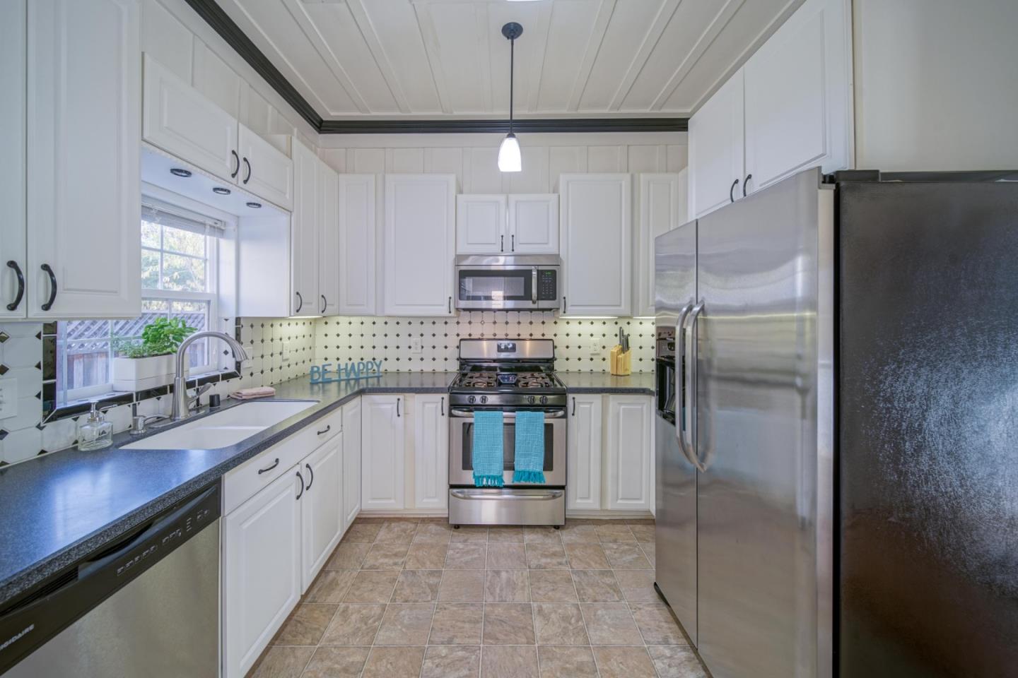 11847 Foothill Road Sunol, CA 94586 - Photo 16 of 38 Gallery Image 16