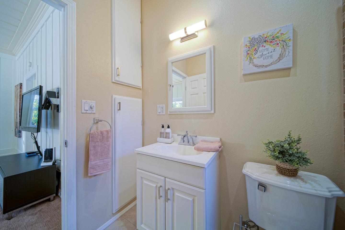 11847 Foothill Road Sunol, CA 94586 - Photo 23 of 38 Gallery Image 23