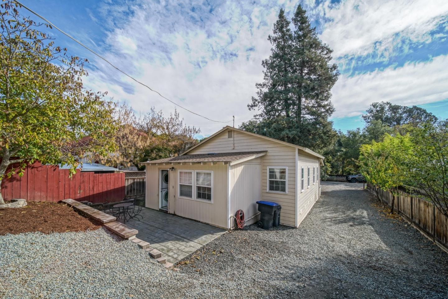 11847 Foothill Road Sunol, CA 94586 - Photo 37 of 38 Gallery Image 37