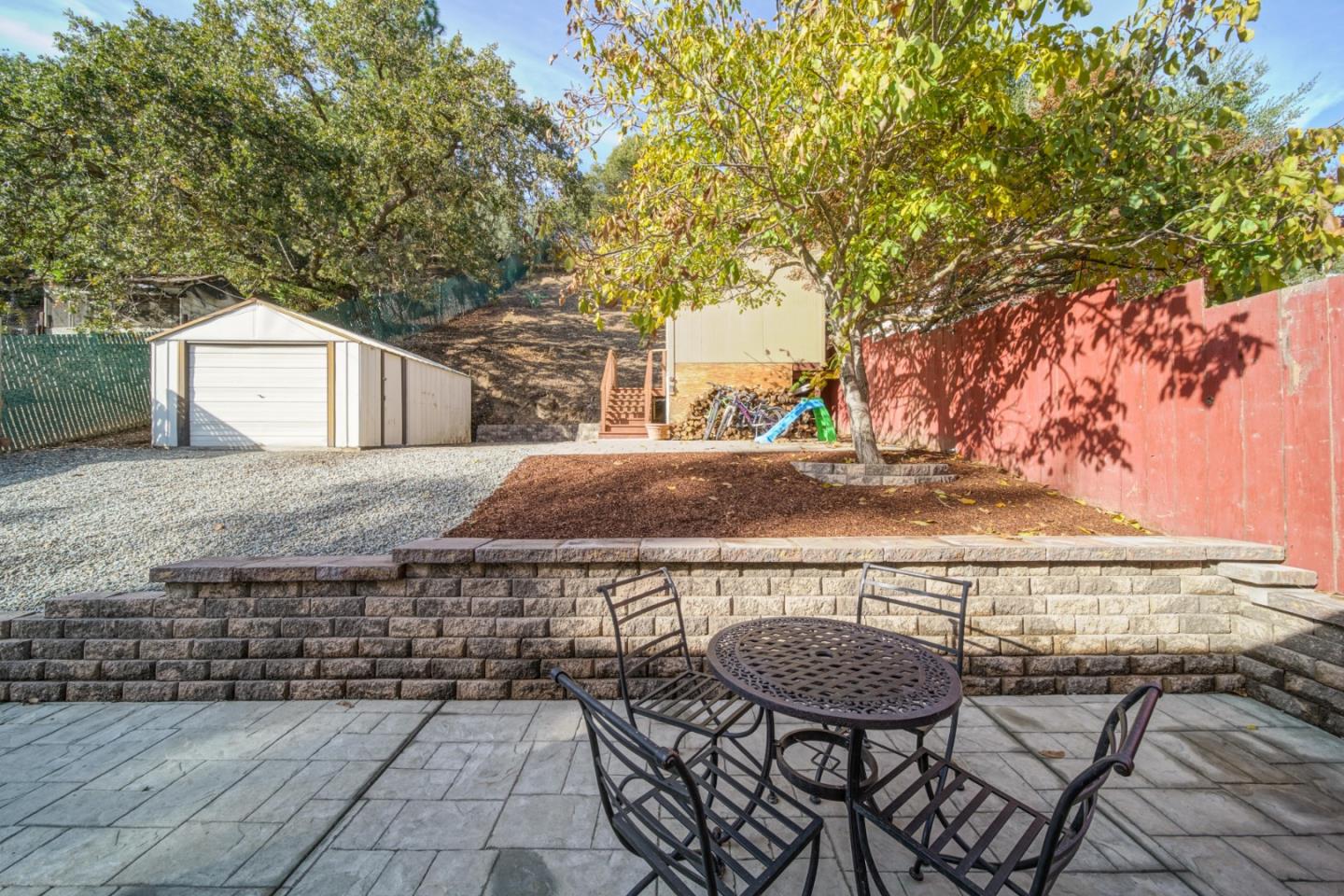 11847 Foothill Road Sunol, CA 94586 - Photo 9 of 38 Gallery Image 9