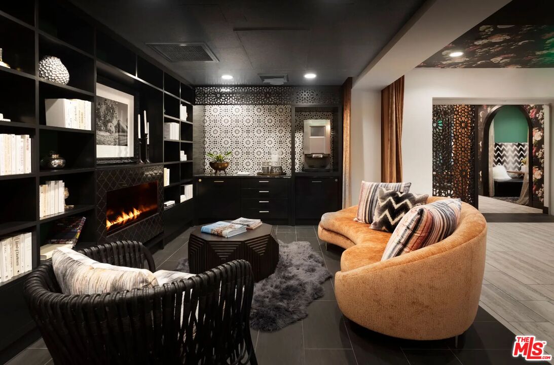 5710 Crescent Park East, Unit 324 Playa Vista, CA 90094 - Photo 25 of 29 a living room with furniture and a large window