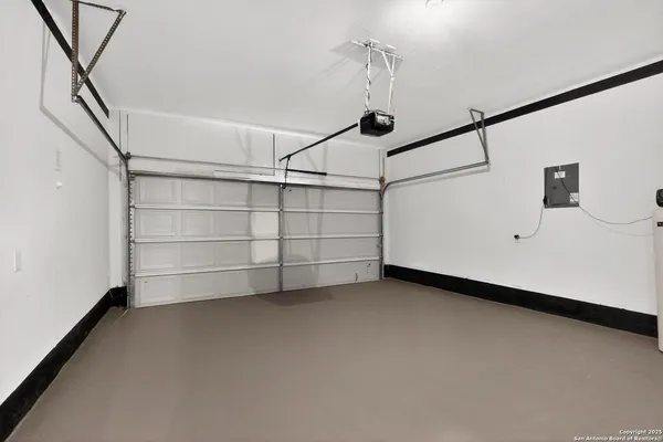 $2,075 | 13415 Winemaker Drive, San Antonio, TX 78223