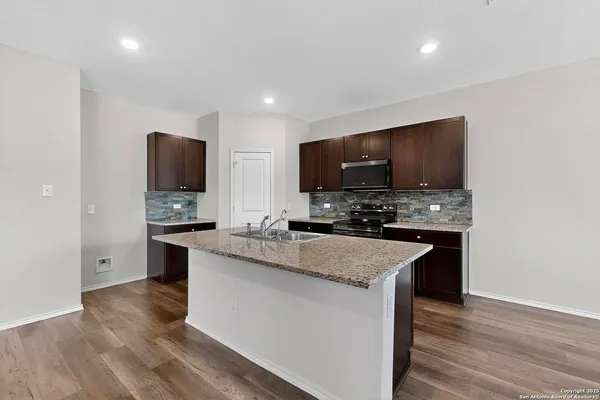 $2,075 | 13415 Winemaker Drive, San Antonio, TX 78223