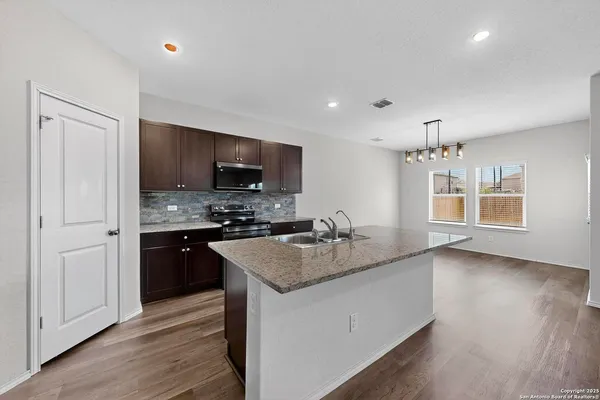 $2,075 | 13415 Winemaker Drive, San Antonio, TX 78223