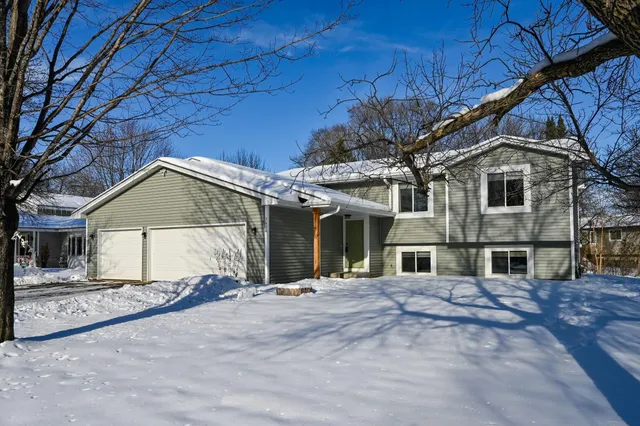 $439,900 | 7606 116th Avenue North, Champlin, MN 55316