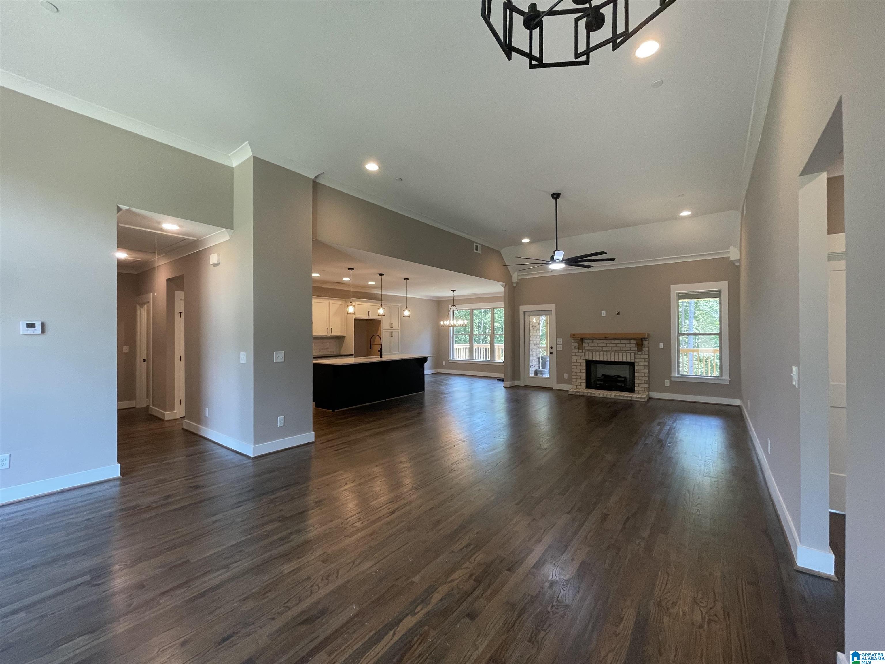 585 Whitetail Run Chelsea, AL 35043 - Photo 2 of 23