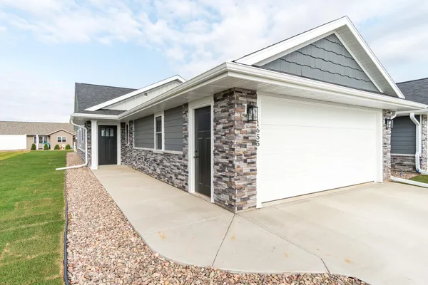 $419,900 | 1635 Red Clover Street, Holmen, WI 54636