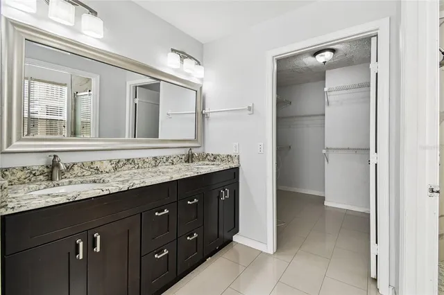 $2,300 | 13022 Arborview Place, Tampa, FL 33618