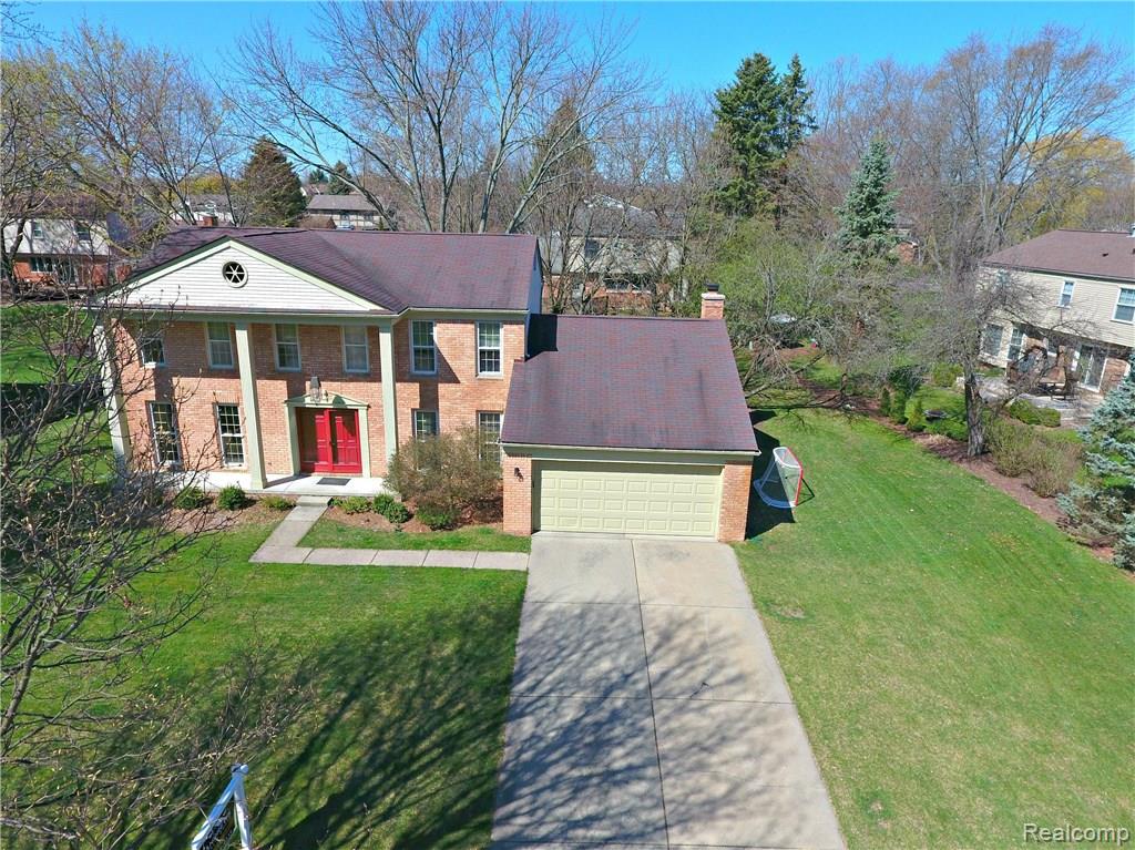 1111 Hemlock Drive Rochester, MI 48307 - Photo 2 of 28