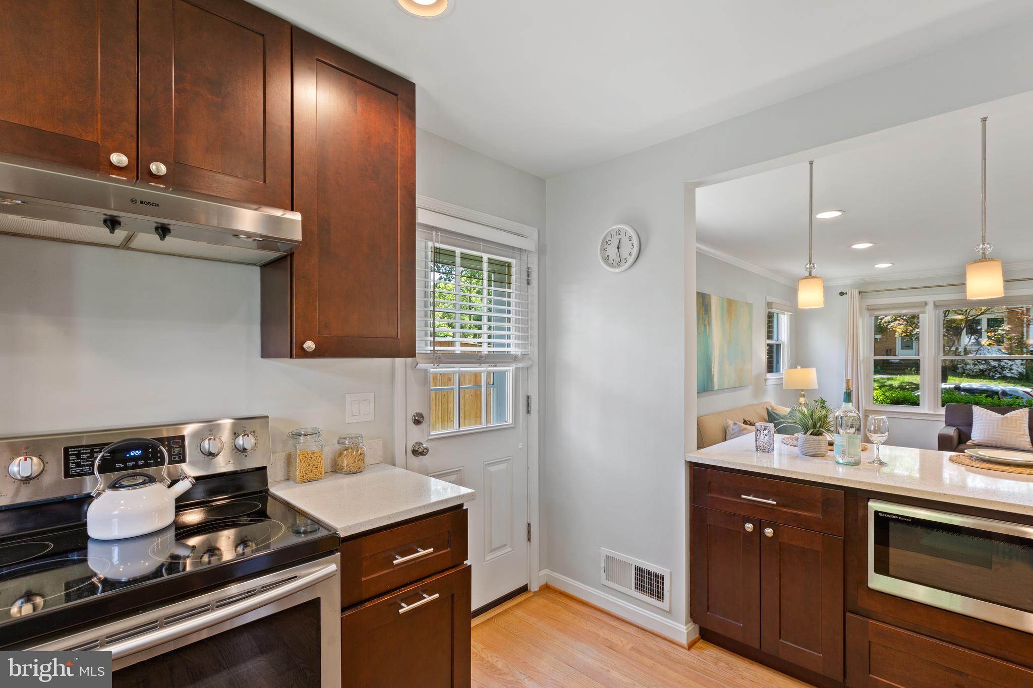 2203 Ellis Street Silver Spring, MD 20910 - Photo 10 of 32