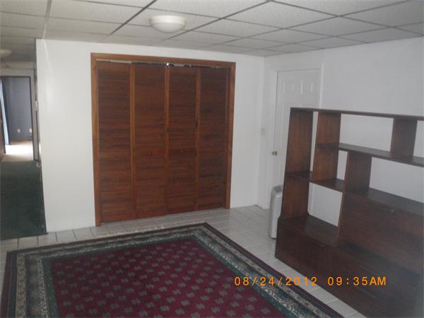 937 Millville Road Uxbridge, MA 01569 - Photo 5 of 13 Gallery Image 5