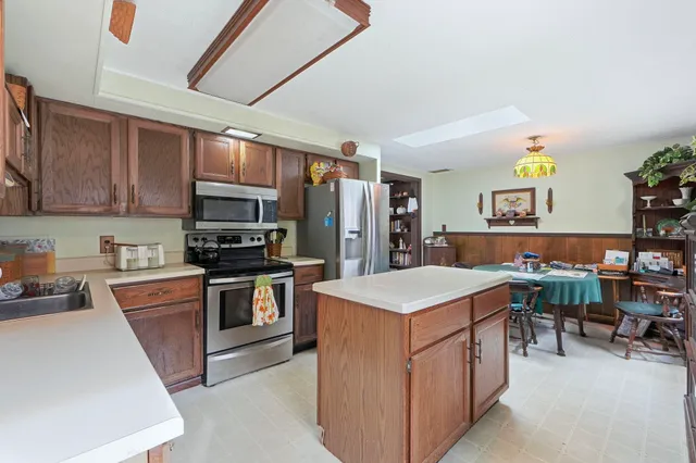 $254,900 | 980 Ln 201b Ball Lake, Hamilton, IN 46742