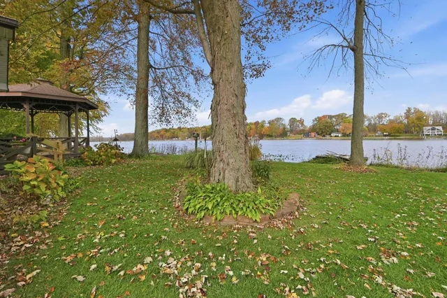$254,900 | 980 Ln 201b Ball Lake, Hamilton, IN 46742