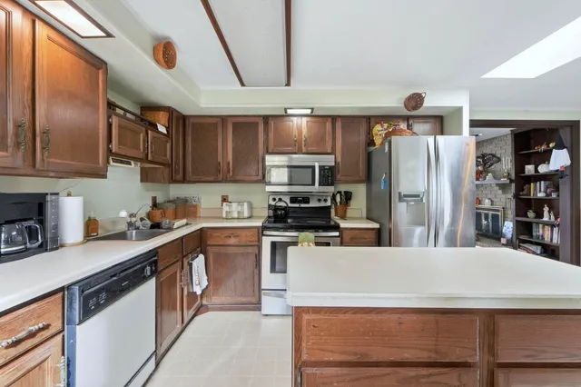 $254,900 | 980 Ln 201b Ball Lake, Hamilton, IN 46742