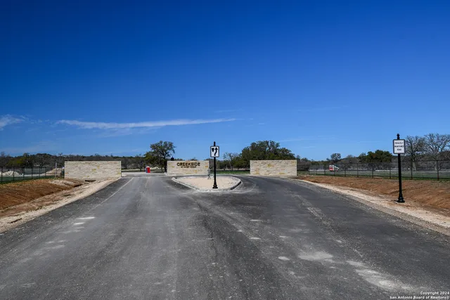 $395,000 | 665-699 Cool Creek Rd Camp, Kerrville, TX 78028