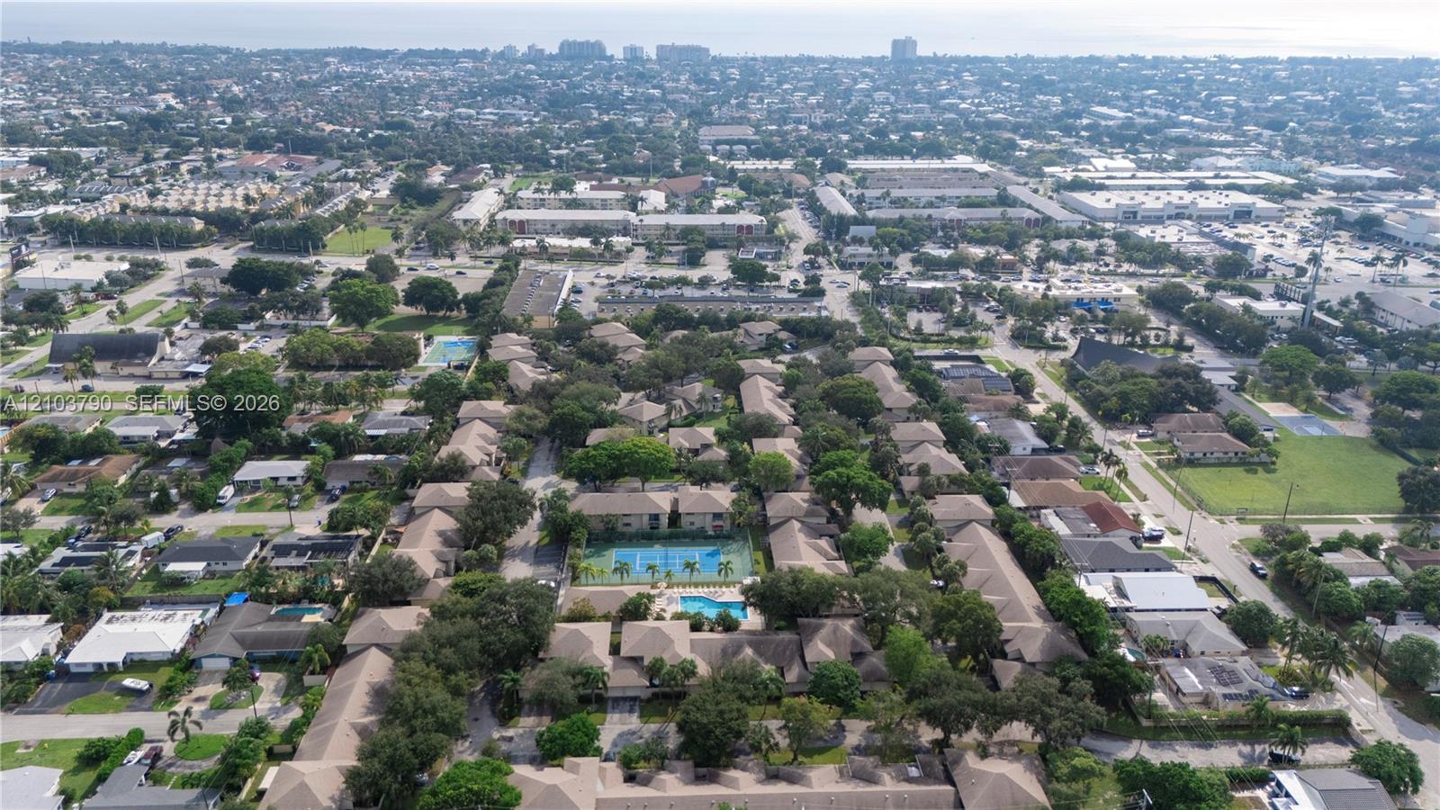 3951 Northeast 19th Road, Unit 1702 Pompano Beach, FL 33064 - Photo 30 of 31 Gallery Image 30