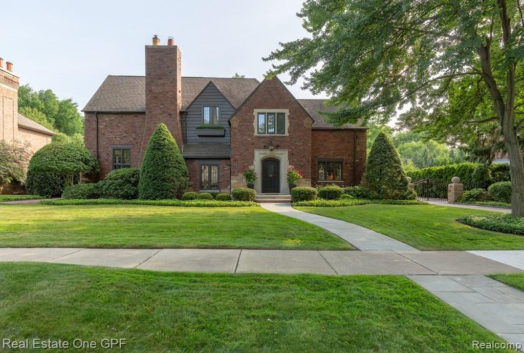 97 Vendome Road Grosse Pointe, MI 48236 - Photo 49 of 62 97VendomeRd-45.jpg