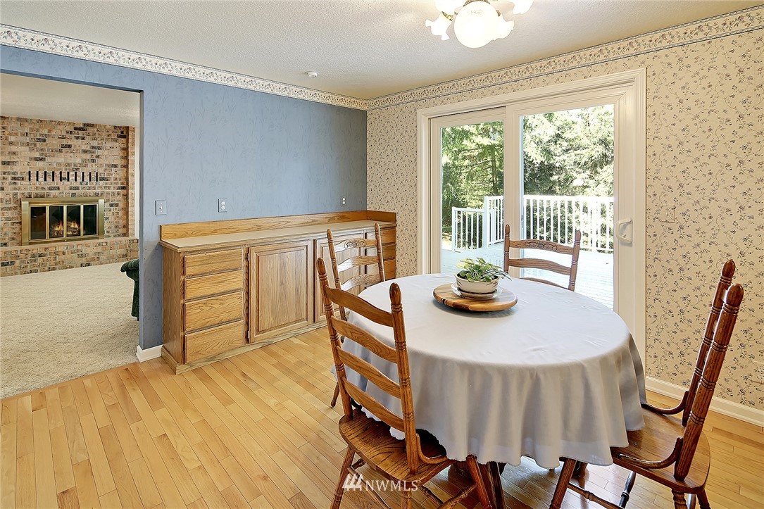 15312 106th Avenue Northeast Bothell, WA 98011 - Photo 6 of 23 Gallery Image 6