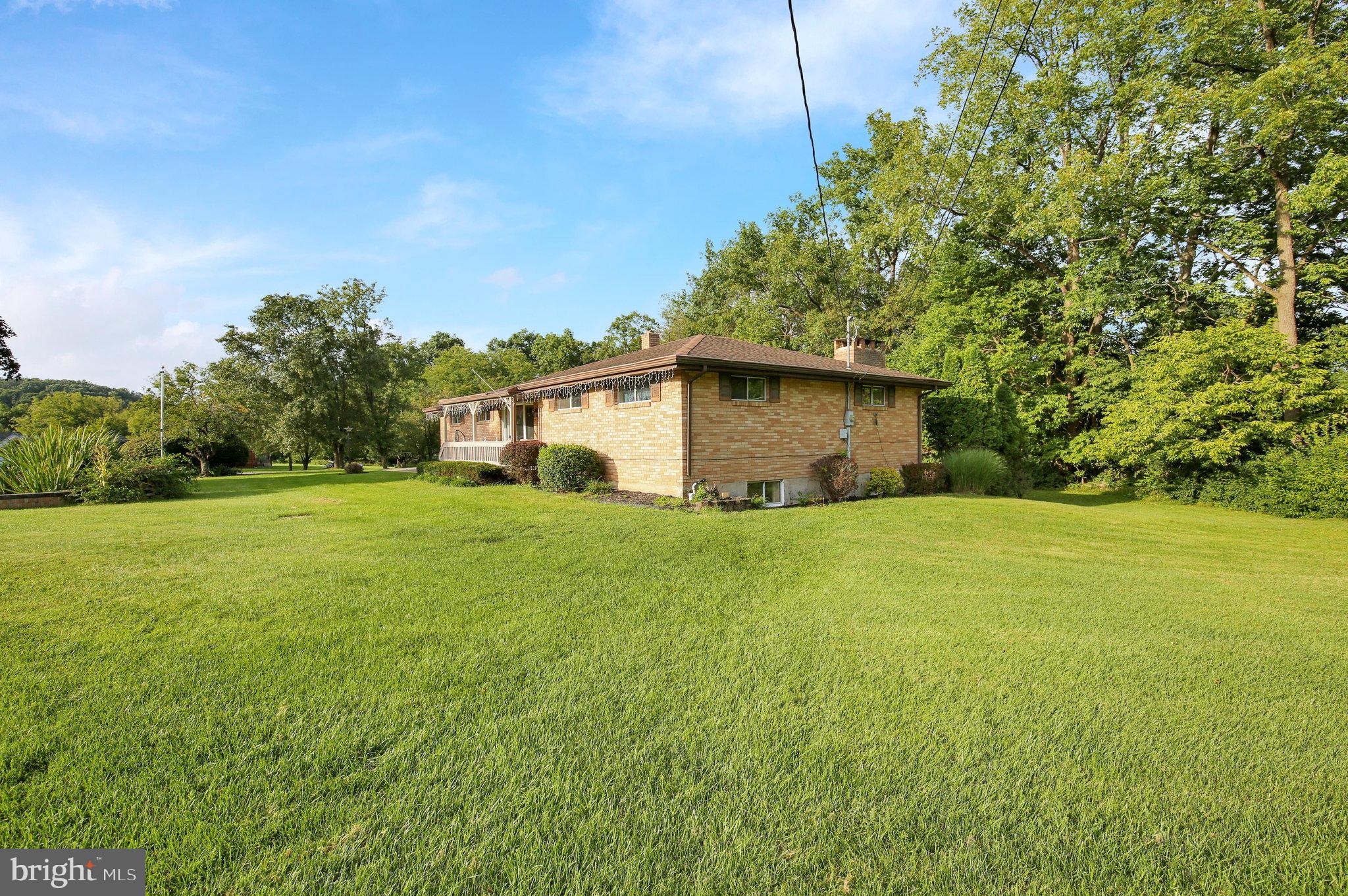 1048 Cross Keys Road Leesport, PA 19533 - Photo 5 of 11 3I3A3626