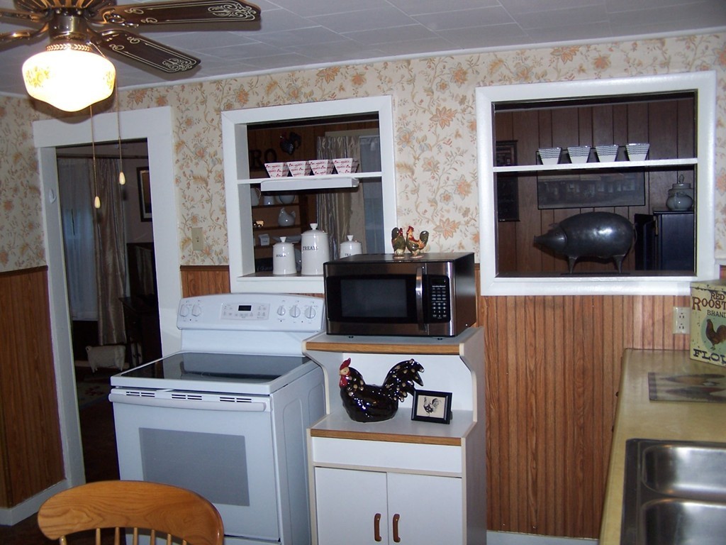 153 South Athol Road Athol, MA 01331 - Photo 3 of 17 Gallery Image 3