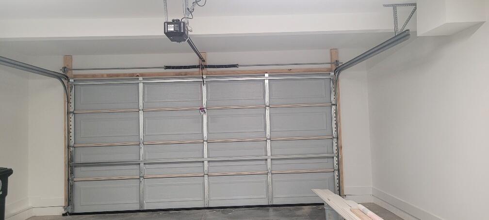 7474 Igou Gap Road Chattanooga, TN 37421 - Photo 12 of 35 2-Car Garage