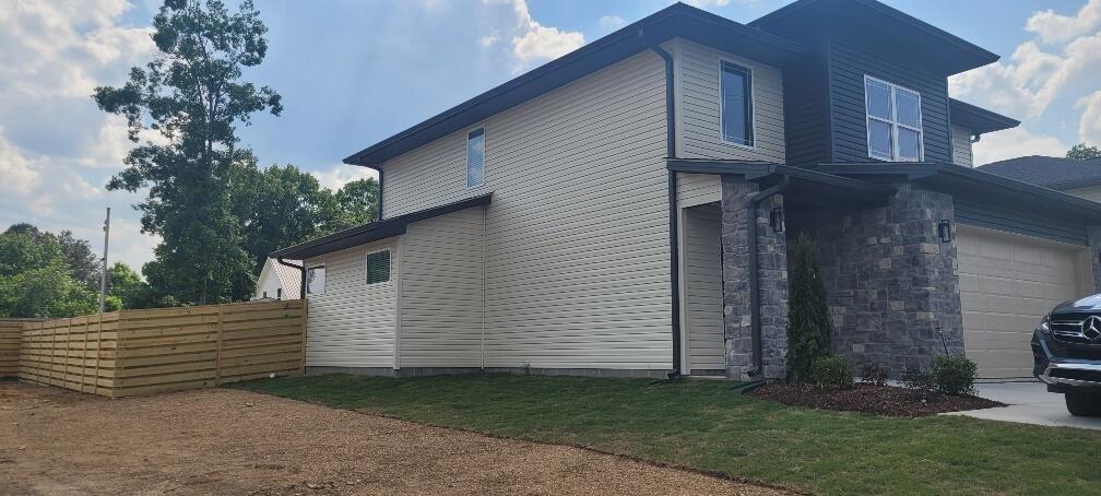 7474 Igou Gap Road Chattanooga, TN 37421 - Photo 2 of 35 Left side View