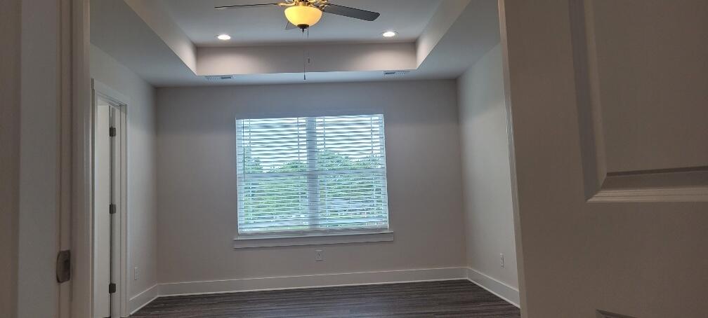 7474 Igou Gap Road Chattanooga, TN 37421 - Photo 26 of 35 Primary Bedroom