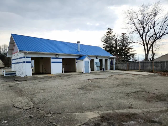 $129,900 | 6260 West Kilgore Avenue, Yorktown, IN 47304