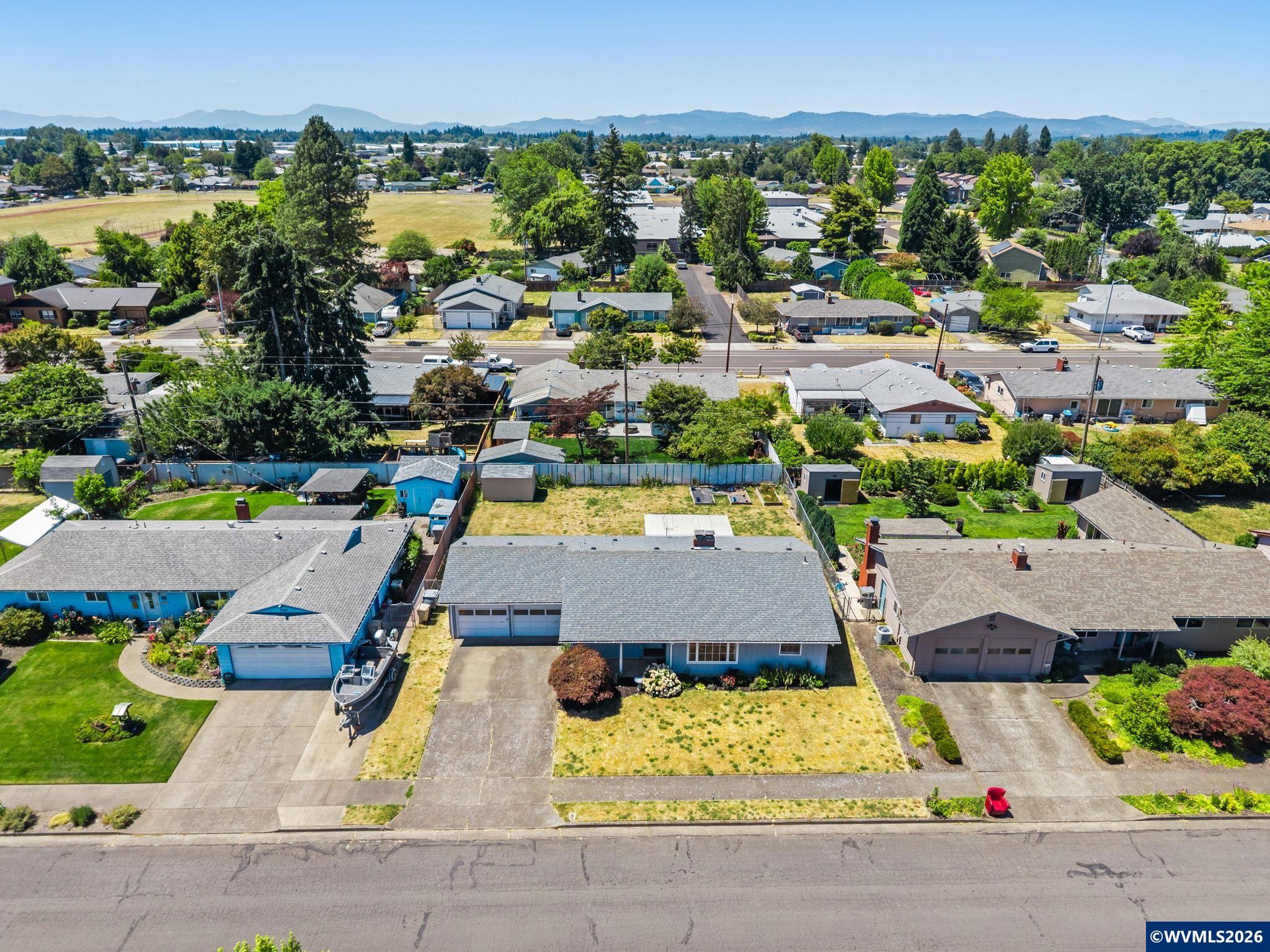 2500 Southeast Tudor Way Albany, OR 97322 - Photo 35 of 37