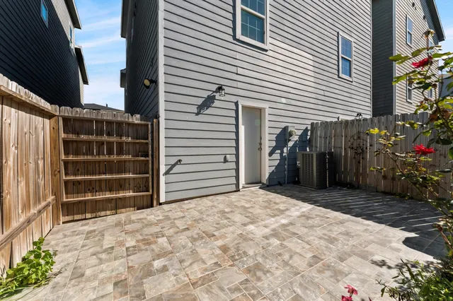 $1,950 | 18841 Elegance Ave Spring, Spring, TX 77379