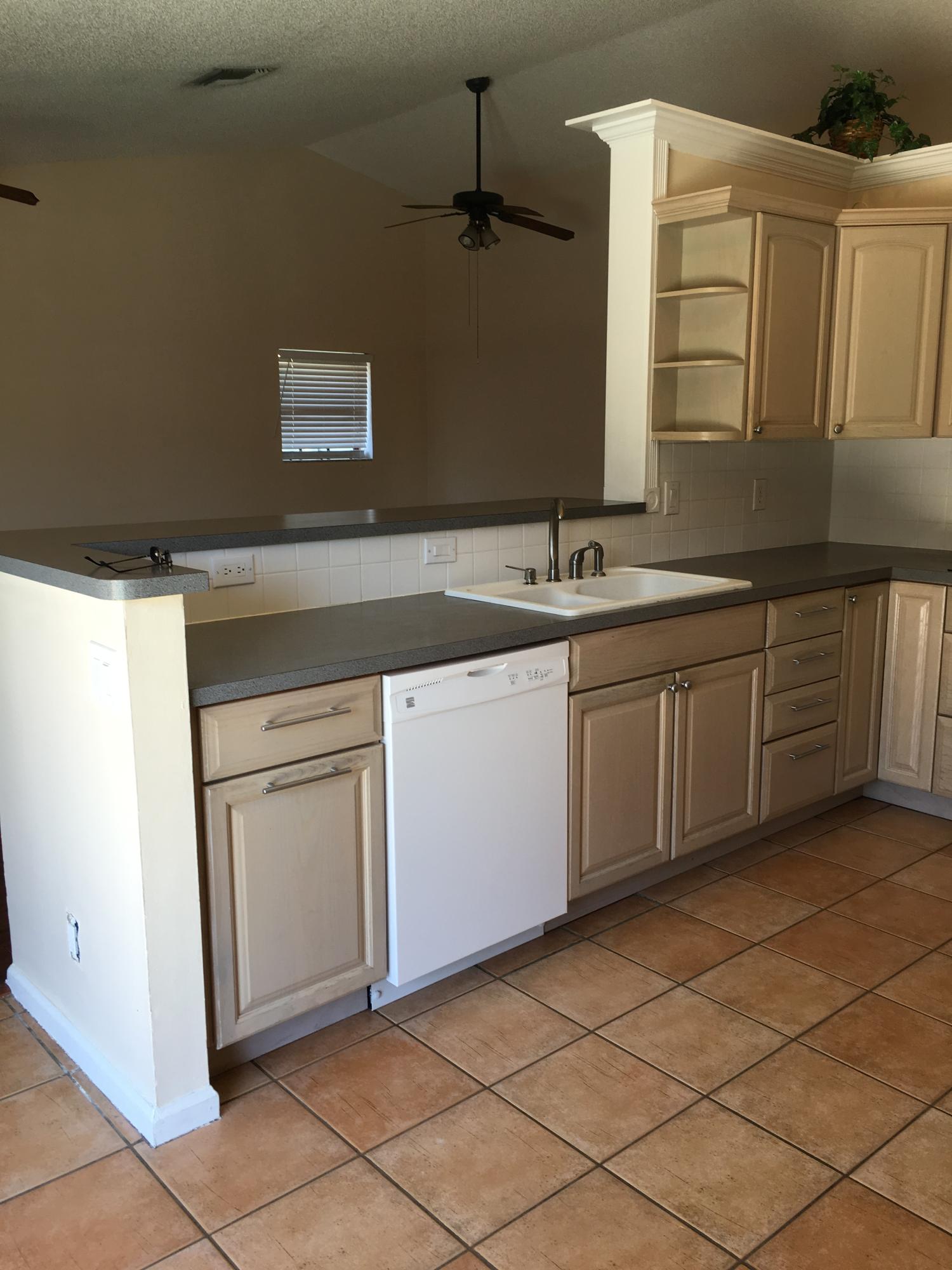 11364 Woodchuck Drive Boca Raton, FL 33428 - Photo 5 of 23 IMG_2748
