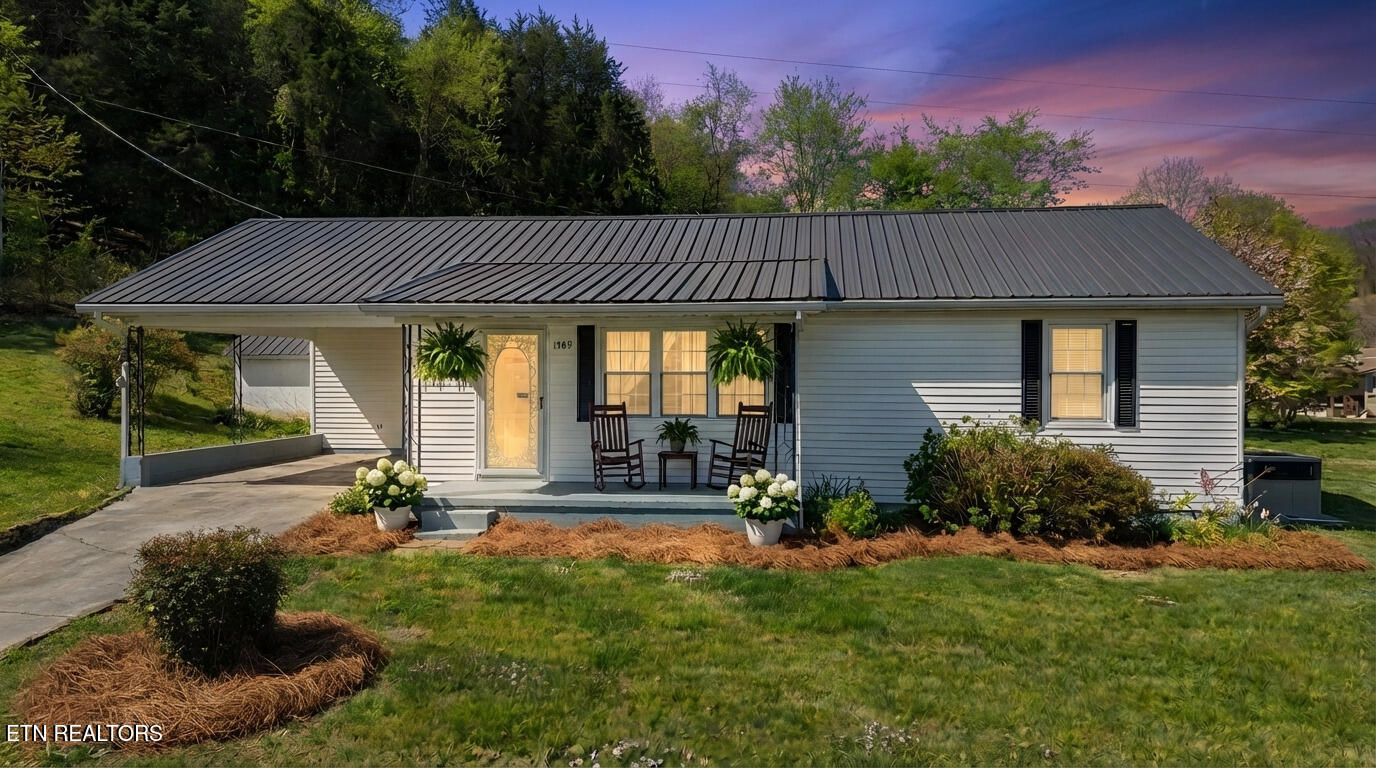 1585 Hill Road Newport, TN 37821 - Photo 23 of 24 1585 HILL ROAD FRONT TWILIGHT