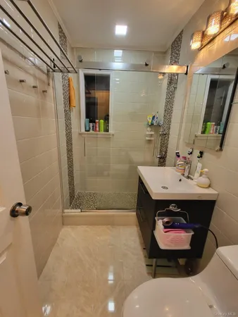 $288,000 | 17-52 166th Street, Unit 4193 | Clearview