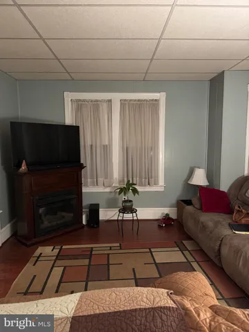 $325,000 | 323 West 4th Street, Florence, NJ 08518