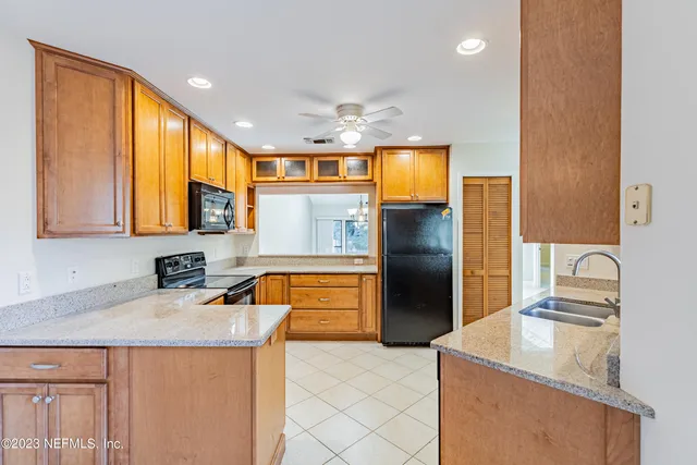 $1,800 | 536 Pine Forest Trail, Orange Park, FL 32073