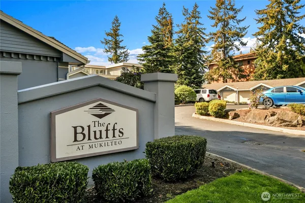 $619,500 | 8260 53rd Avenue West, Unit 207, Mukilteo, WA 98275