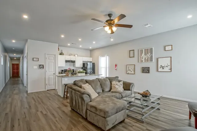 $1,750 | 1929 Industry Street, New Orleans, LA 70119