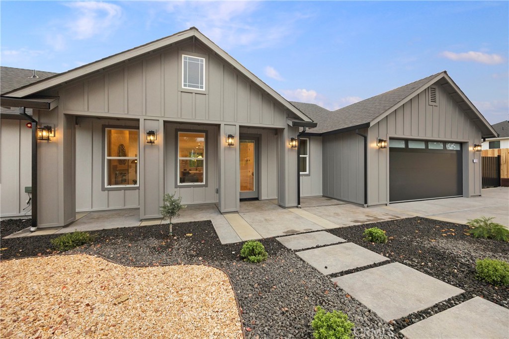 1560 Elliott Road Paradise, CA 95969 - Photo 11 of 50 a front view of a house