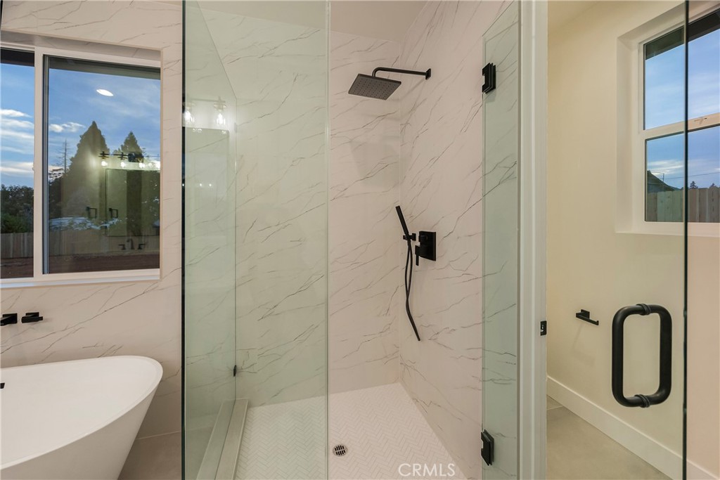 1560 Elliott Road Paradise, CA 95969 - Photo 34 of 50 a bathroom with a shower